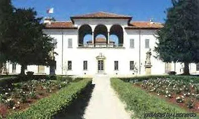 Parco Borromeo - Monza Brianza Aparthotel