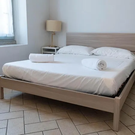 Parco Borromeo - Monza Brianza 4*