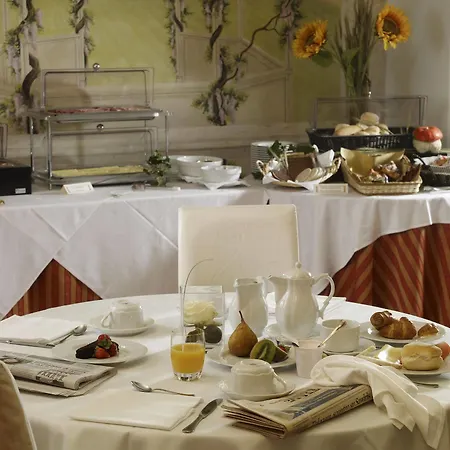 Parco Borromeo - Monza Brianza 4*